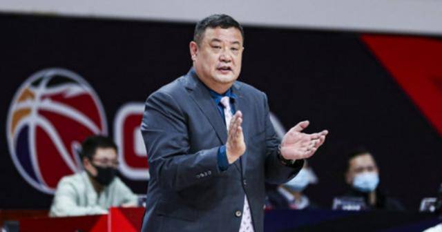 山东男篮险胜新疆队马延东贡献17分彭泓森仅得2分