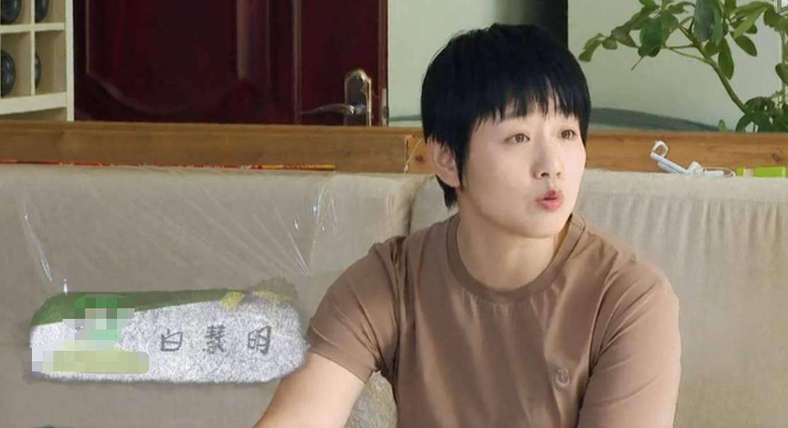 舞台上的配角于谦活成了人生赢家