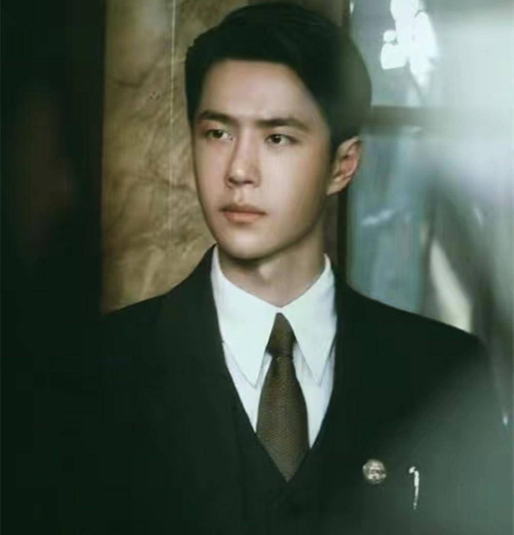 追风者直到沈图南被革职后起复苏辞书才发现蒋送剑的用意