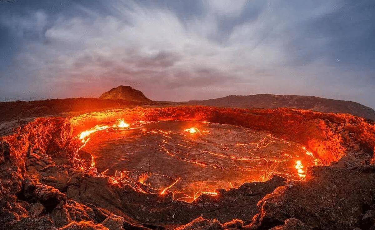 原创世界上最小的火山仅有12米高网友异火火山石焰