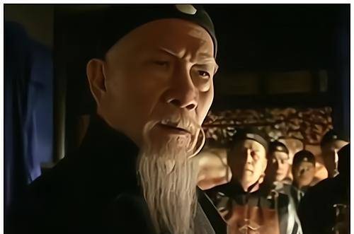 原创白齐文去往上海采办枪支弹药当他回到苏州时竟然带来一船洋酒