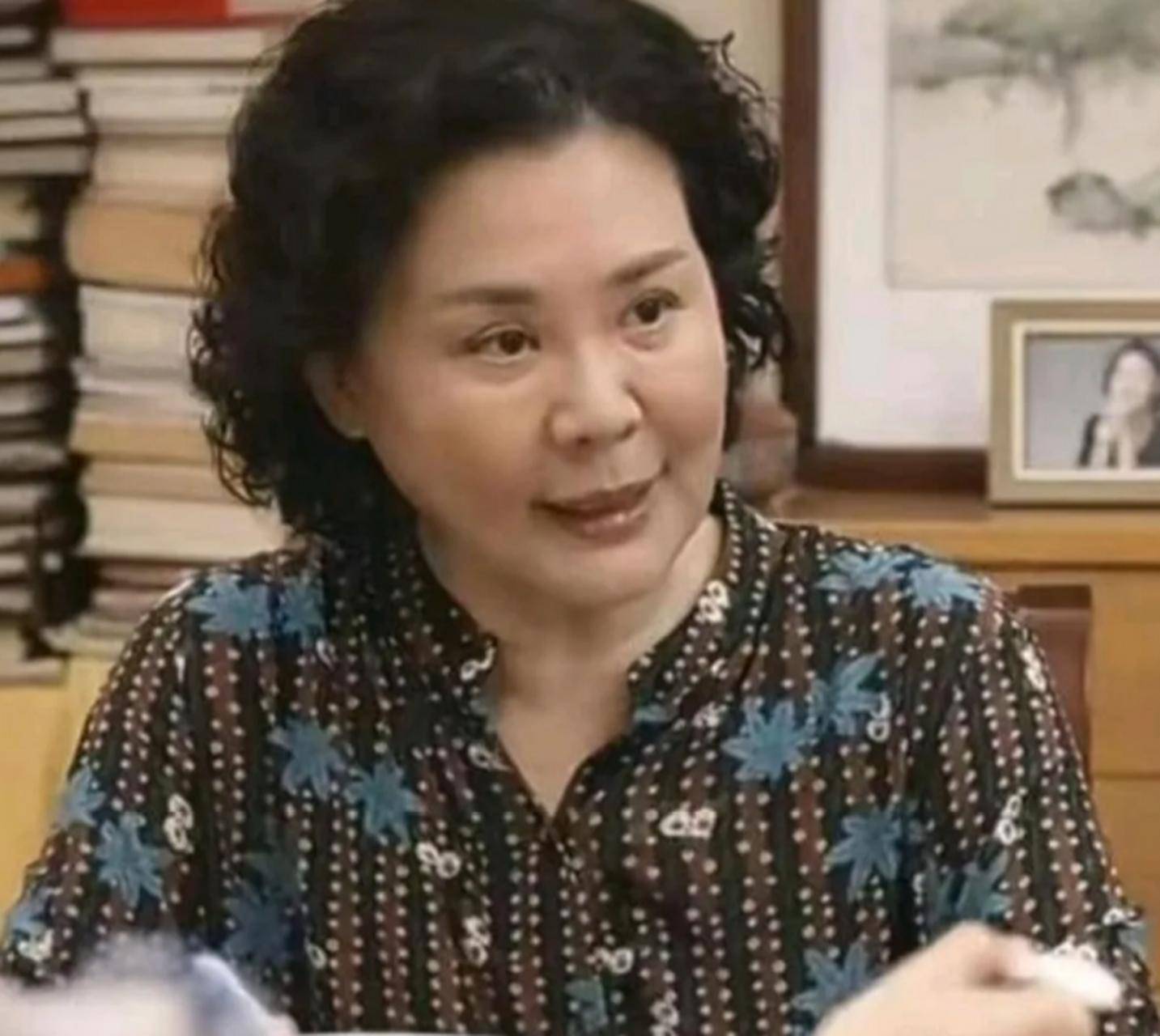 著名演员石凉:与丛珊离婚后再婚圈外人,前妻和后妻的孩子都是宝