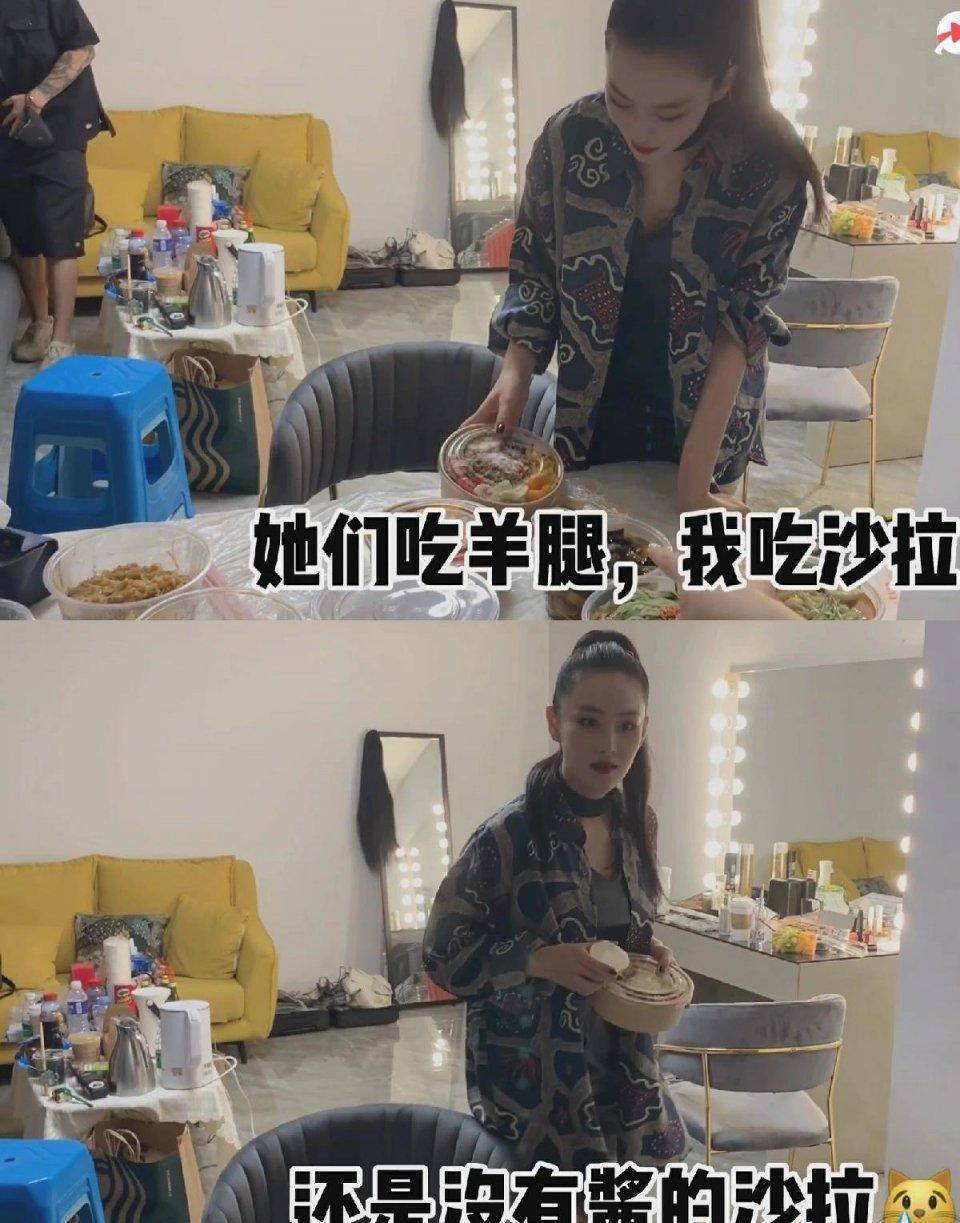 看到他们的聊天记录之后,何捷不心疼才怪,原来是张馨予为减肥太饿了