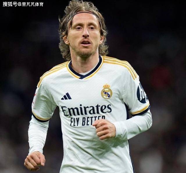 原创皇马10号开启寻下家之旅祖国豪门倾情相约梅西也在积极招募