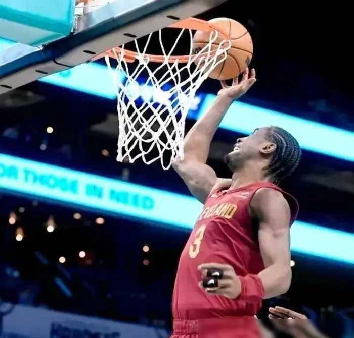 原创勒韦尔2675阿伦2112骑士五人上双12911