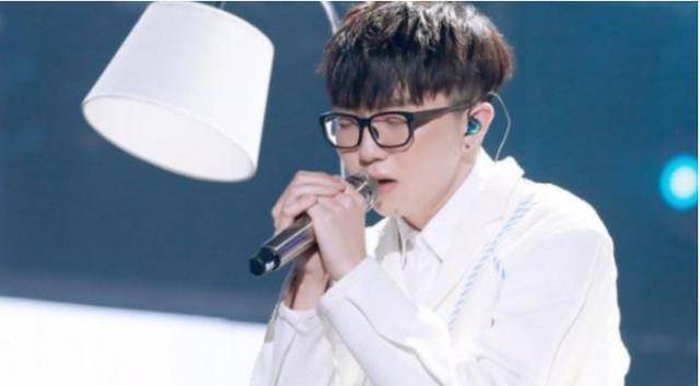 连续垫底的黄霄云凭什么淘汰毛不易米希亚的评价很中肯