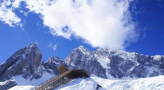 云南旅游十大景点排行榜2024年去云南旅游必去十大热门景点推荐