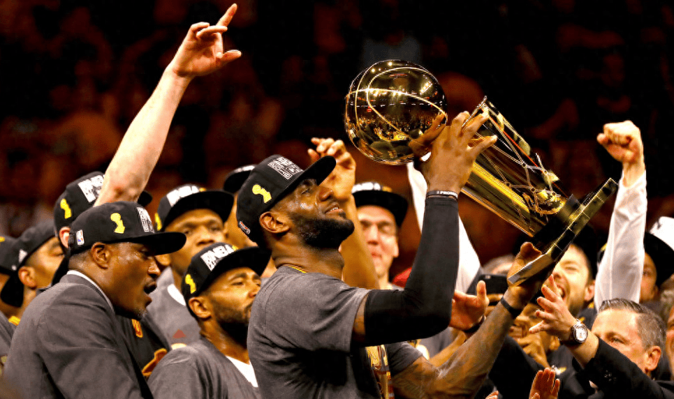 仅2次拉胯_骑士_马刺_热火