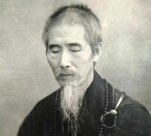 原创近代第一高僧活到120岁圆寂时留下一字遗言令人反思