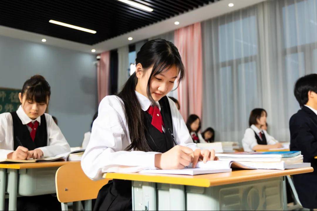 念初中咋办？学生家长别慌，从前程迷惘到紧俏人才的路子帮你厘清了！(图6)