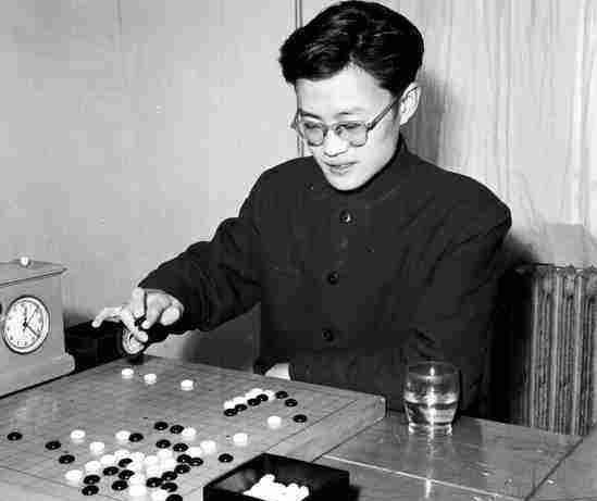 围棋泰斗陈祖德首位战胜九段棋手的国手逝世前仍不忘围棋