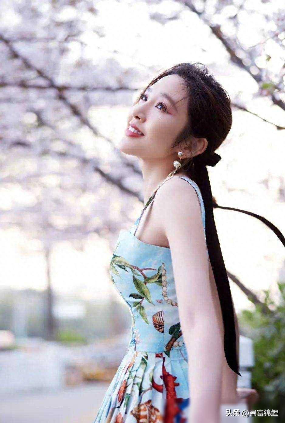 揭秘张若昀唐艺昕婚变蔡徐坤脱单内幕曝光