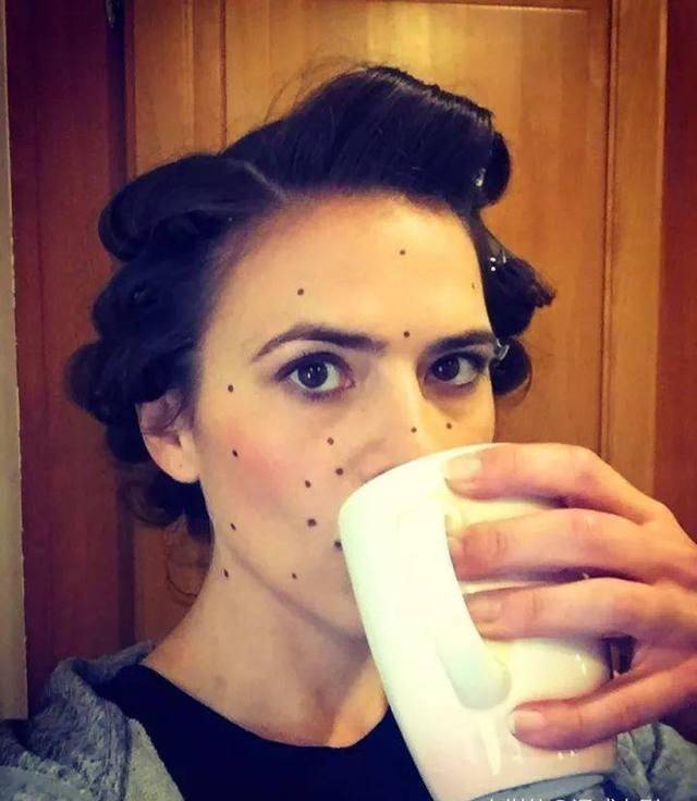 佩姬·卡特是一个有魅力,直率,时髦并有着独立自主思想的英国特工