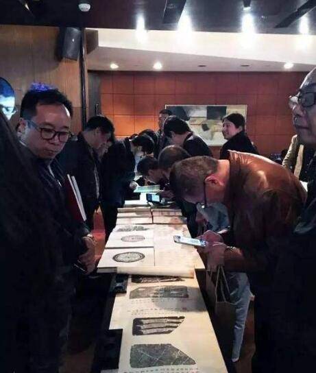 原创62岁老人写了一封信历经多人转手如今卖出高达两个多亿的价格