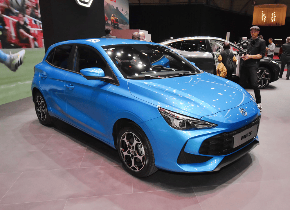 名爵推出新车,造型小巧,搭载油电混动系统,适合代步买菜_搜狐汽车