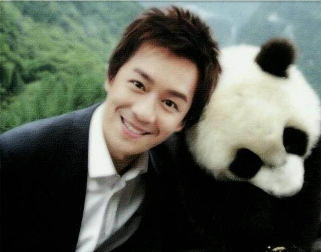 陈浩民年轻时也是小鲜肉青涩可爱与林志颖媲美49岁成不老男神