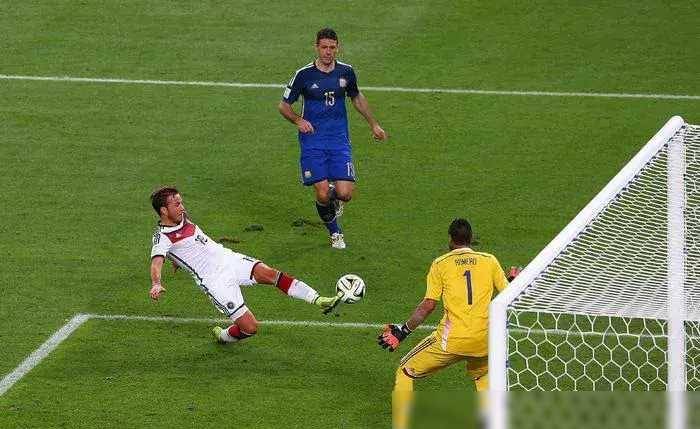 人生赢家,国外小钢炮-格策,2014世界杯绝杀梅西之人_luke_足球_挑战