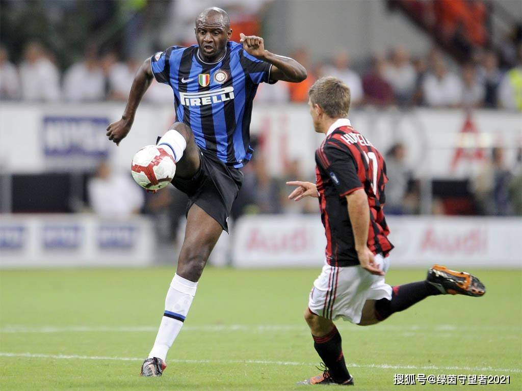 实际上,足球生涯后期的维埃拉,在尤文图斯和国际米兰的作用也很大!