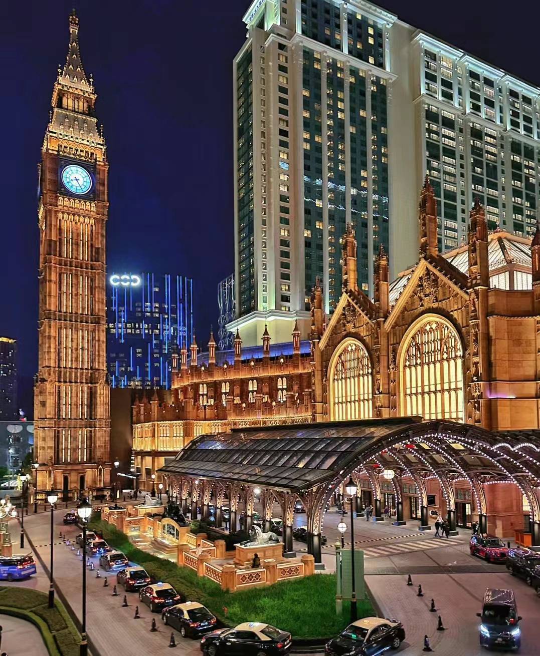 以下是一些值得品尝的香港特色美食:1.