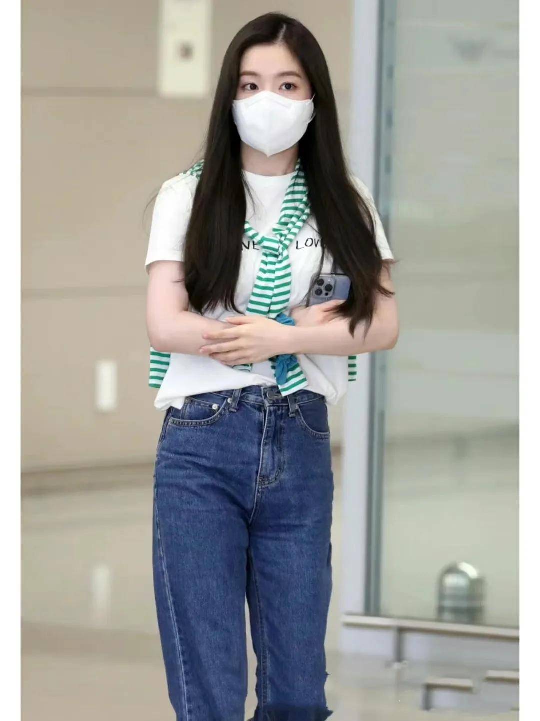 今夏最流行的t恤叠穿太时髦了