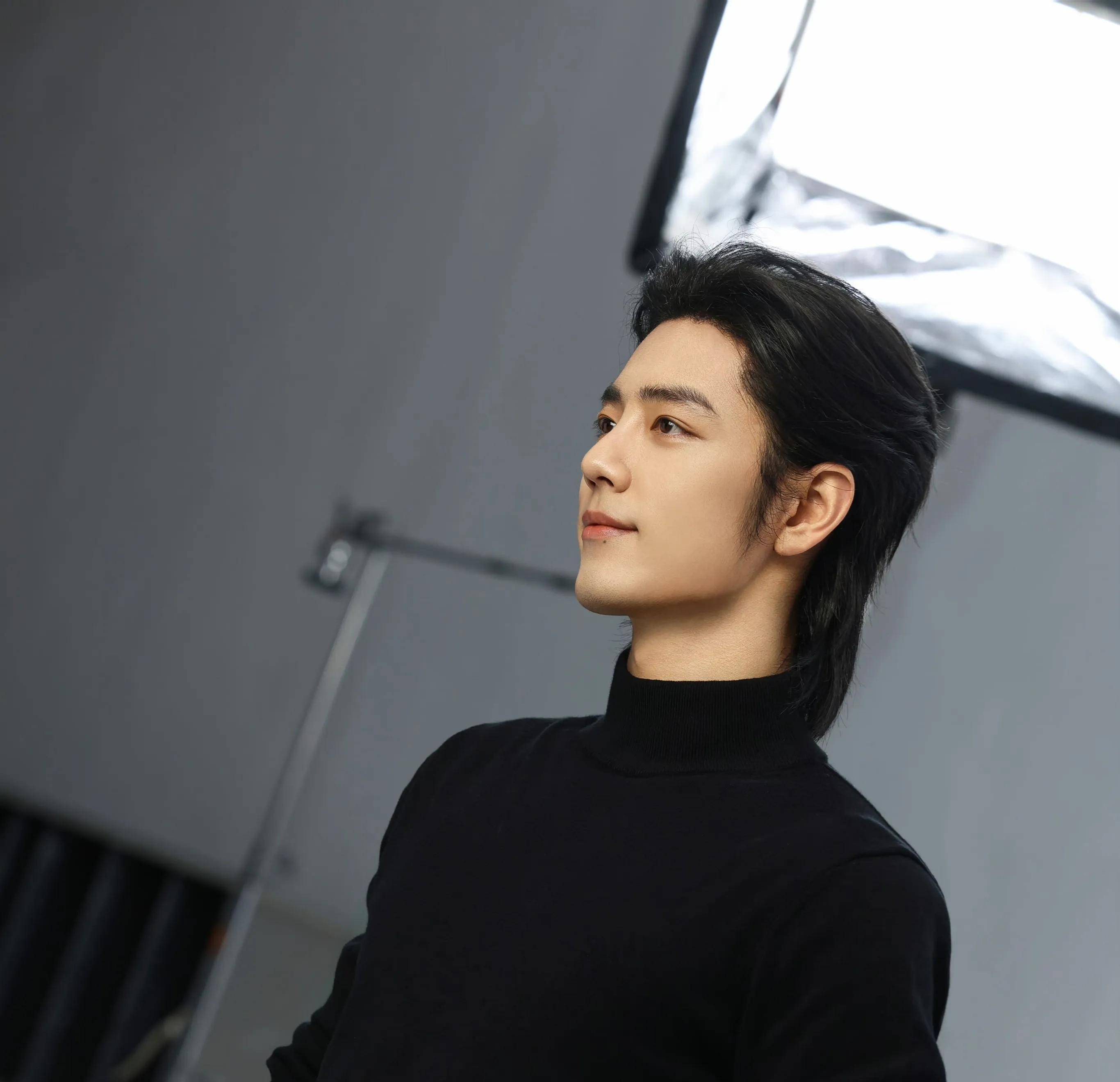 肖战长发侧颜库存美照美貌攻击不留余地女娲炫技诚不欺我