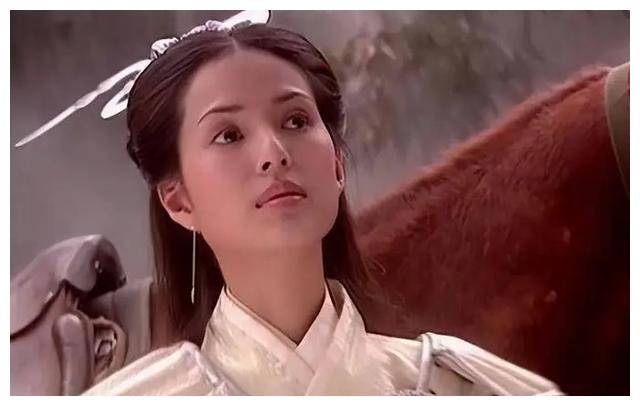 小龙女李若彤回应58岁未婚未育因十年恋情无果导致抑郁