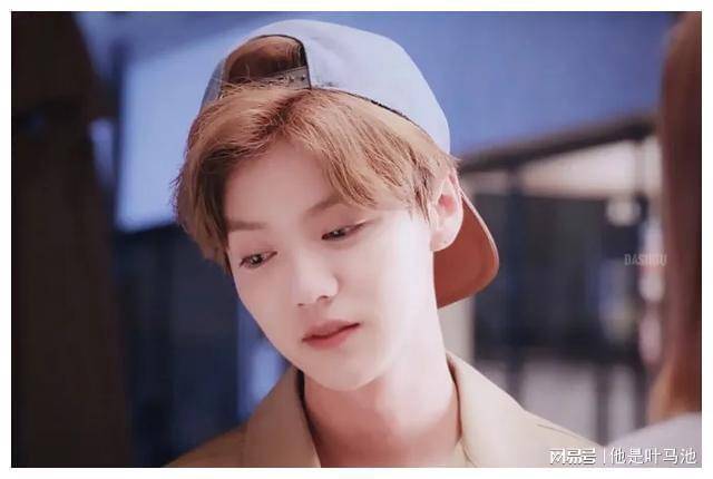 鹿晗关晓彤恋爱8年因为这个原因没有结婚