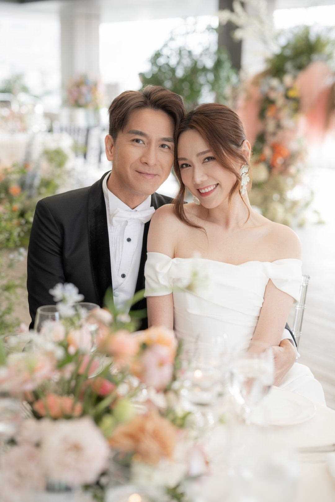 tvb花旦嫁视帝马国明亮相画展背12万名牌包,状态引人关注_厉旭_祝福