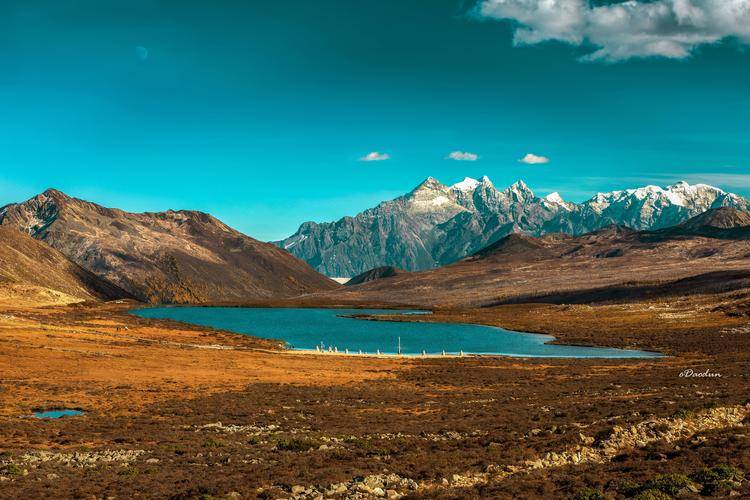 墨石公园--折多山--成都day4 :香格里拉镇--理塘勒通古镇--新都桥day3