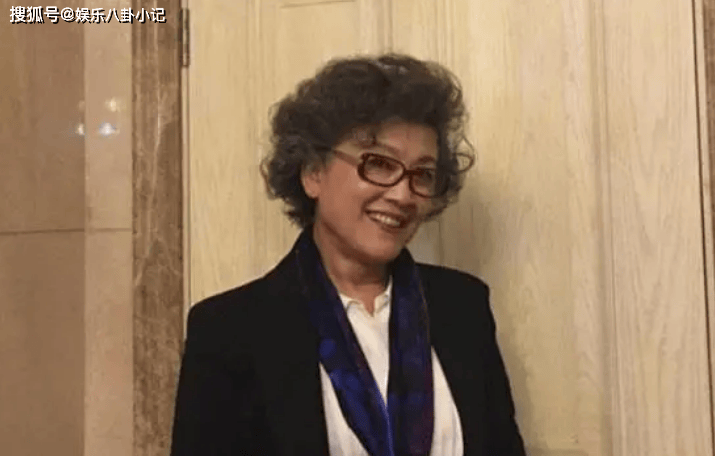 与丈夫结婚46年零绯闻,61岁终于当上妈妈_宋春丽_事业_孙维熙