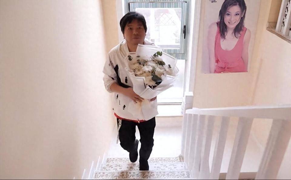 曾陷争议向恩师女儿道歉,悔过自新引热议_罗小玲_言论_潘婕