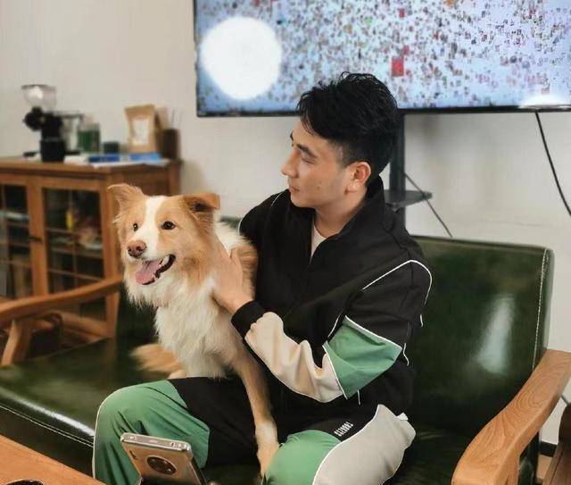 林生斌相貌堂堂,还有几个优点,朱小贞爱上他的确是