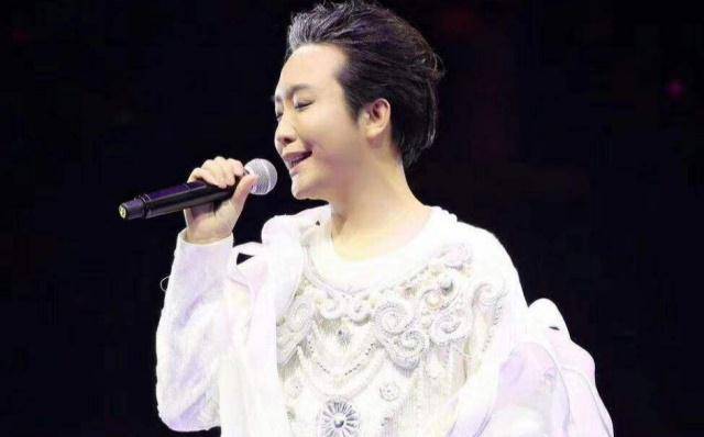 原创草根出身4次叫停自己的演出李玉刚将烂牌打的如此完美