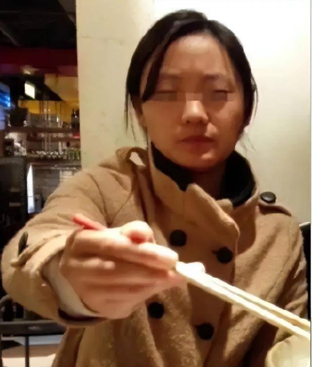 女儿三年,揭开这位总裁父亲的"画皮",令人唾弃_鲍毓明_李星星_生活