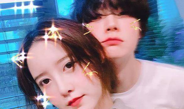 韩国具善惠,安宰贤离婚一事闹得沸沸扬扬,一个执意放手,一个不依不饶