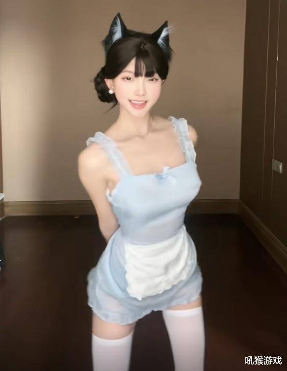 原创周淑怡跑抖音直播了网友差点没认出来长得实在太像了