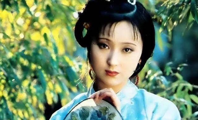 "陈晓旭葬礼:死前对父亲说了五个字,听完让人泪目_林黛玉_角色_红楼梦