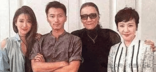 原创谢贤被爆出卖妻给何鸿燊当五姨太真相被拆穿那刻谢霆锋发怒