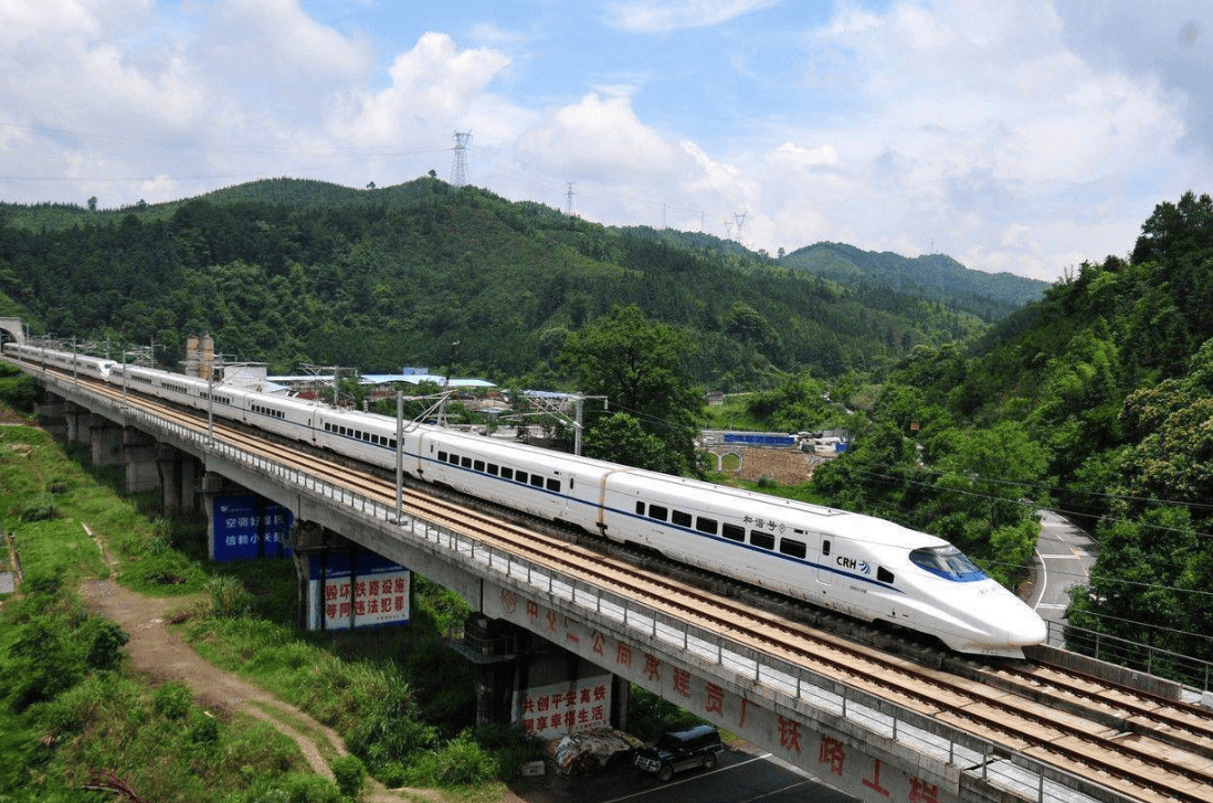 中国每年报废上百万吨废旧铁轨为何铁轨不回收而是就地掩埋