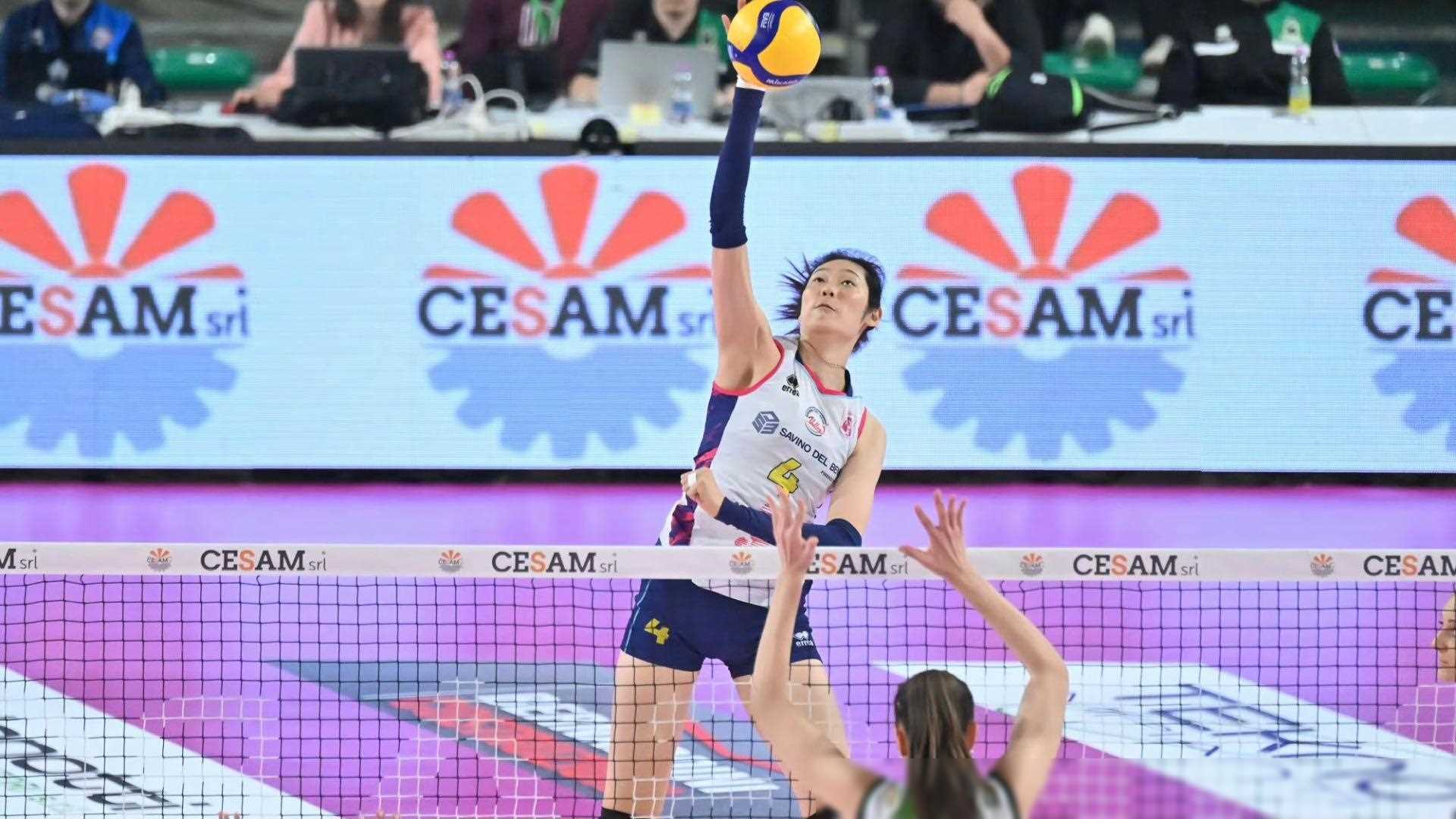 经过过去十年的努力,格鲁吉亚国家足球队终于迎来了巅峰时刻,他们