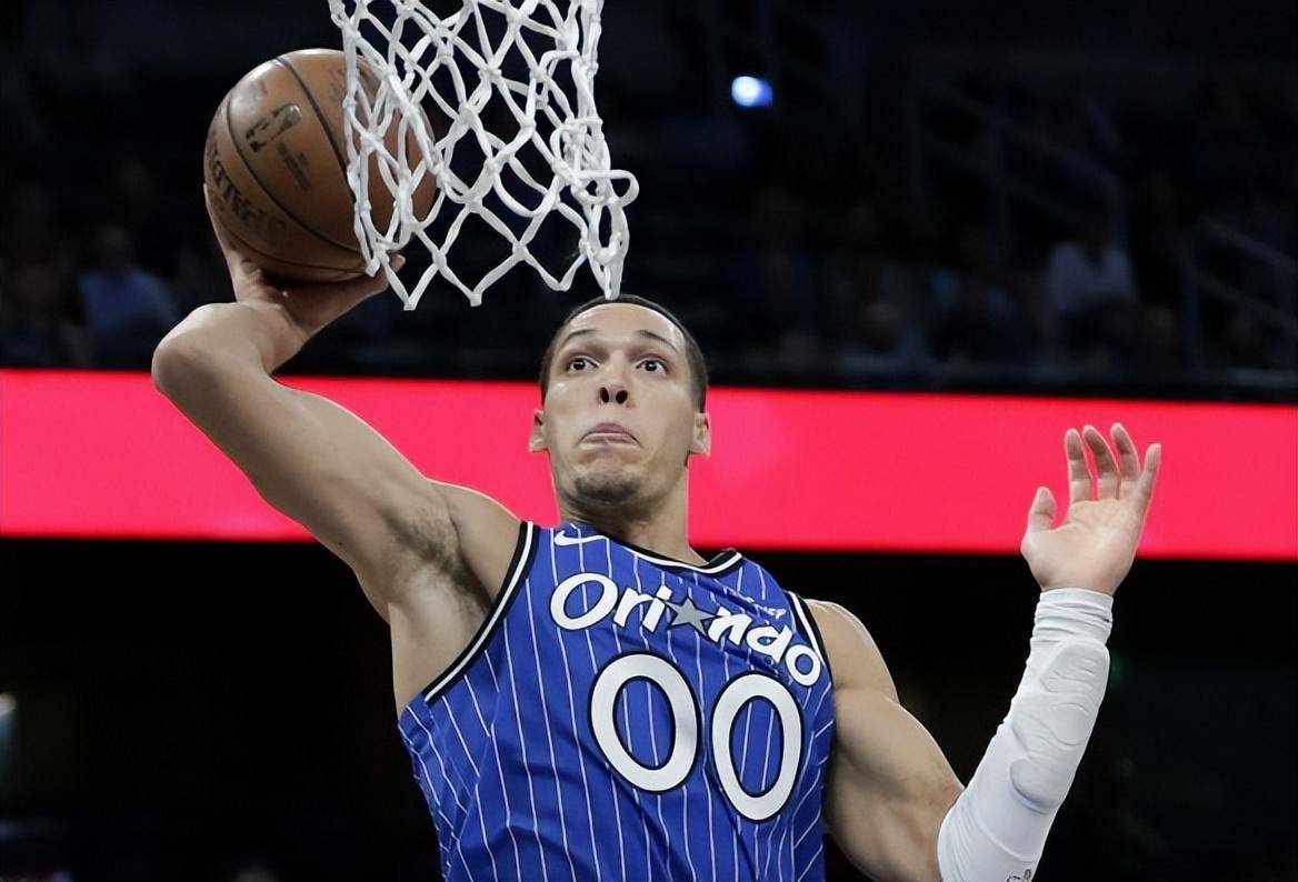 原创联盟第1猛男倒下天赋不输詹姆斯湖人最怕他缝21针5天就复出