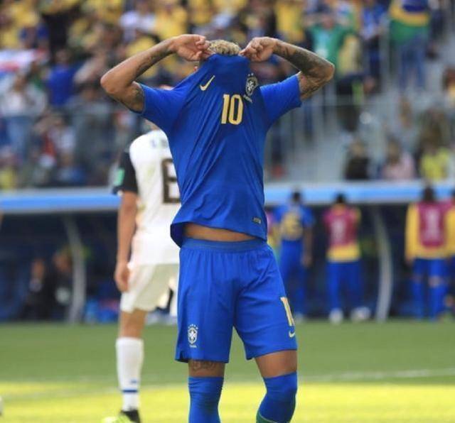 大争议世界杯首次var取消点球网友一边倒讽内马尔演员假摔