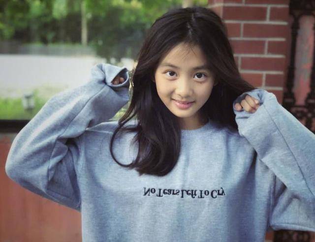 原创躲过了长大的多多却躲不过长大的小四月网友等你长大