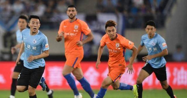 原创鲁能新援高准翼备战中超首秀望锁定主力位