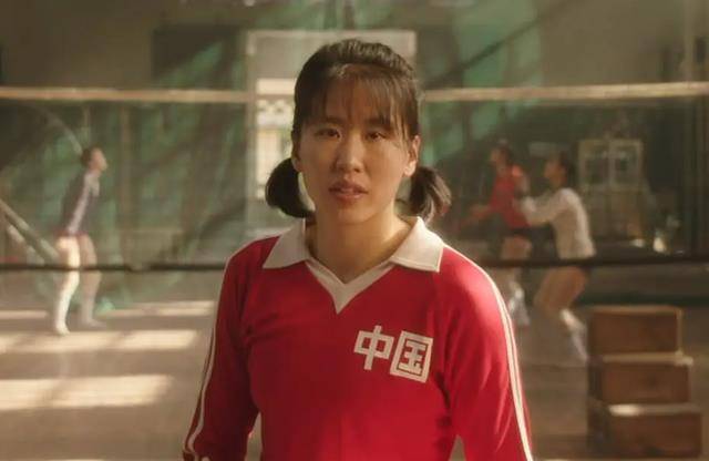 原创郎平奥运会结束后回到美国2022年晒全家合照30岁女儿笑容灿烂