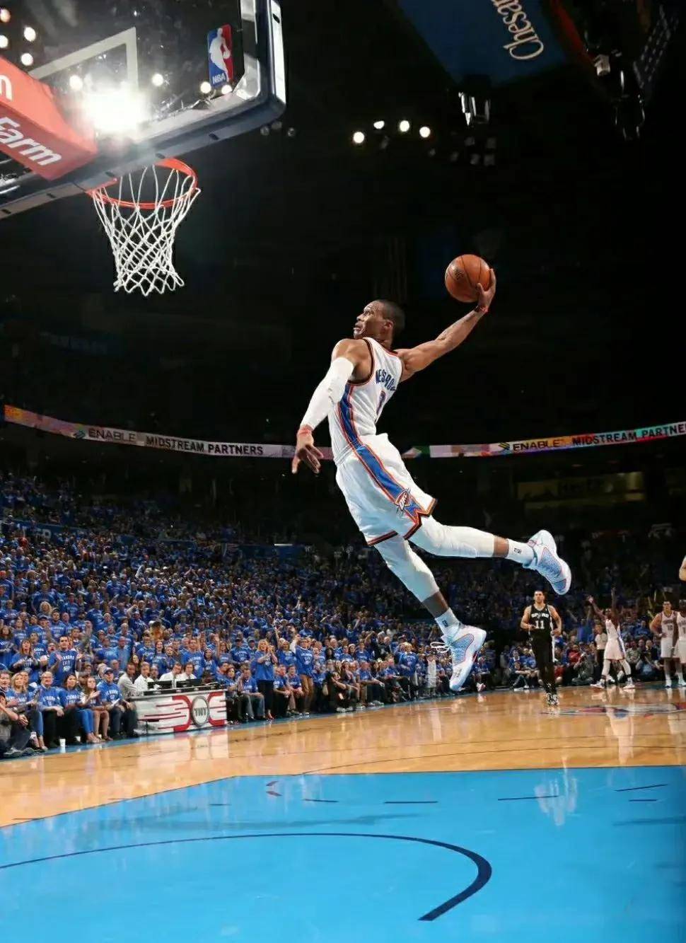 原创杜兰特哈登库里想超过詹姆斯的40000分需要多长时间