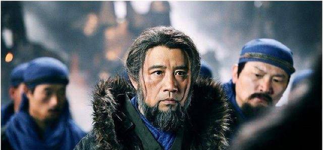 刘邦这么一坦白,项羽面子上也挂不住了,原来是误解了我的好兄弟,要不