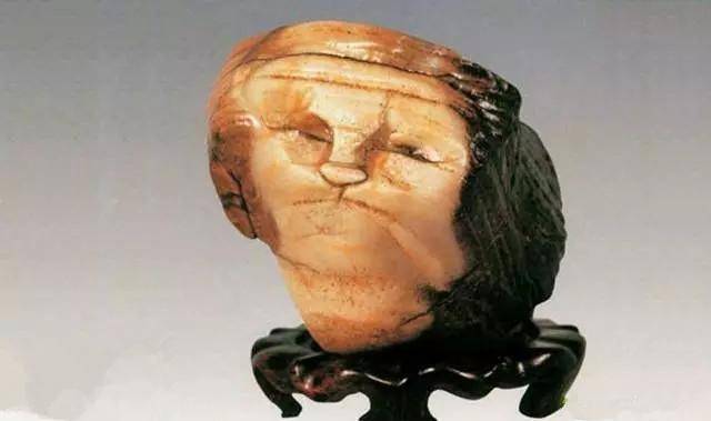 原创97年一小伙花150元收购一颗奇石4年后奇石价格涨至9600万