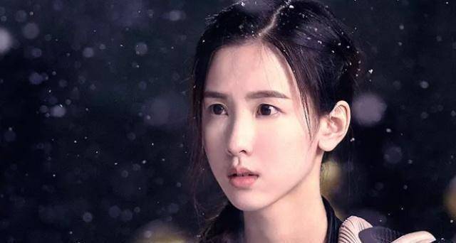 在这部电影中,她会带着陈都灵一起冒险加谈恋爱,帅气是肯定没得说.