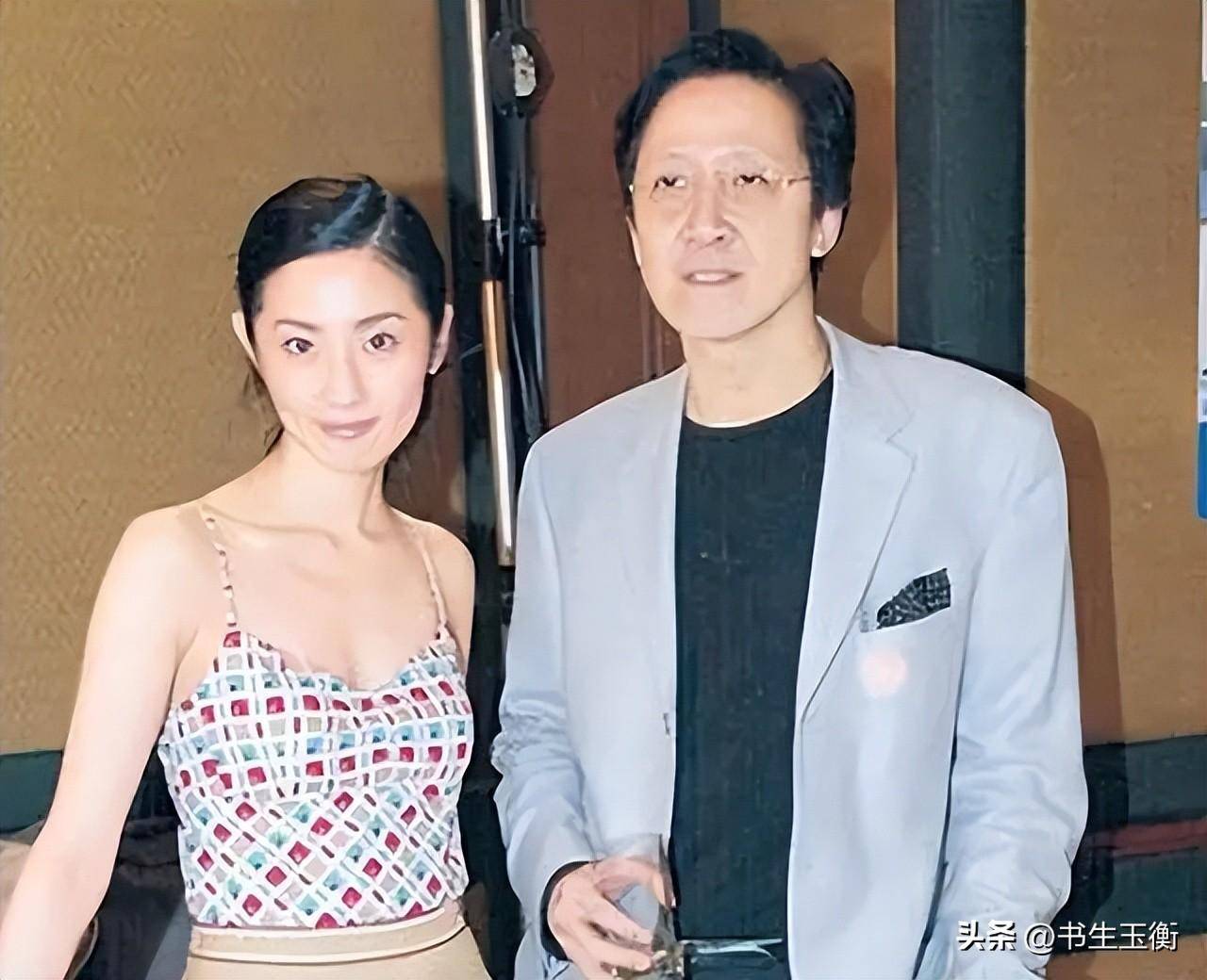 长居泰国,与小10岁男友在清迈买房,看起来瘦得脱相_网友_刘永辉_感情